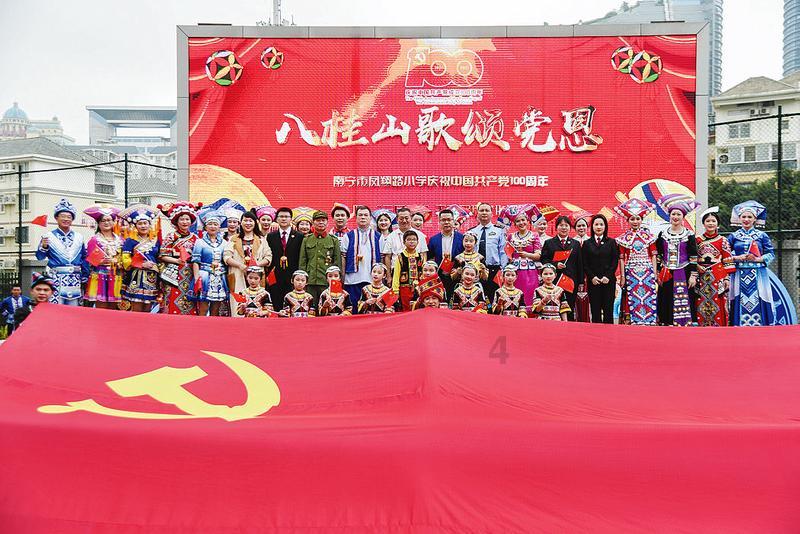 专业我的孩子在学校被别的班同学堆倒,左手双骨折了,我找学校,学校用各种理由,不解决,乱该怎么?网站-高效有问必答平台